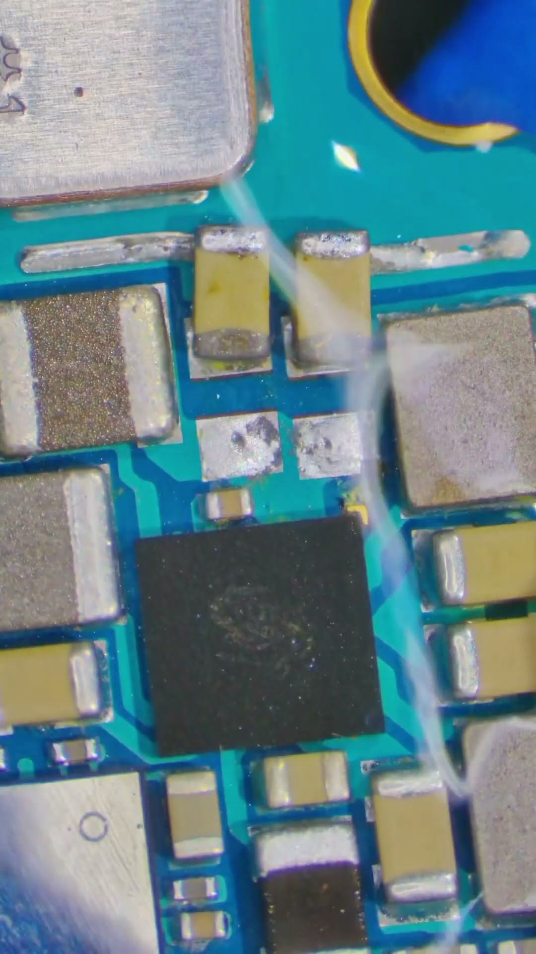 Real data recovery case on video - Cell Phone Board-Level Recovery: Recovering Baby Pictures From a Phone